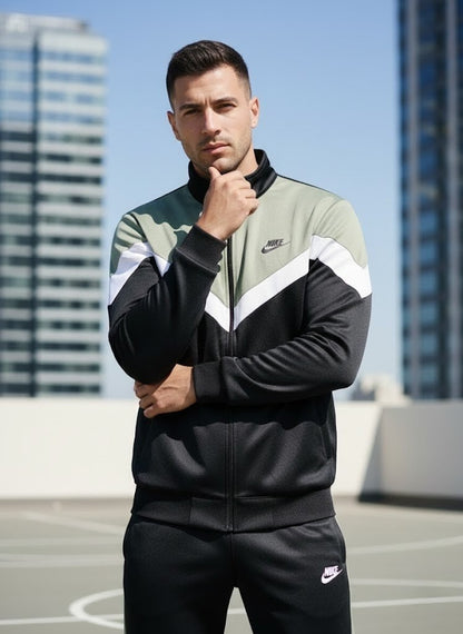 Nike Tracksuit Men - 1